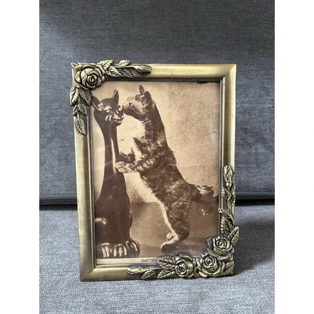 Vintage Ephemera Cat Newspaper Magazine Clipping Metal Vanity‎ Floral Framed